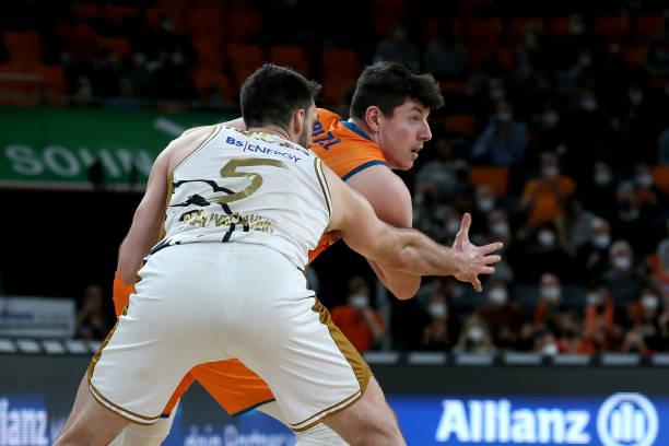 智地评估足 智地评估足