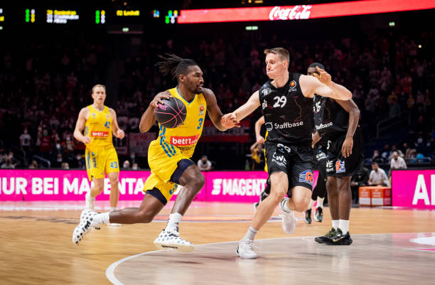 纳达尔等老 纳达尔等老